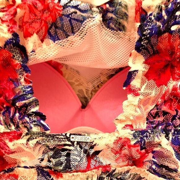 VICTORIA SECRET PINK ECRU LACE  FLOWER BRALETTE XS - Picture 5 of 7